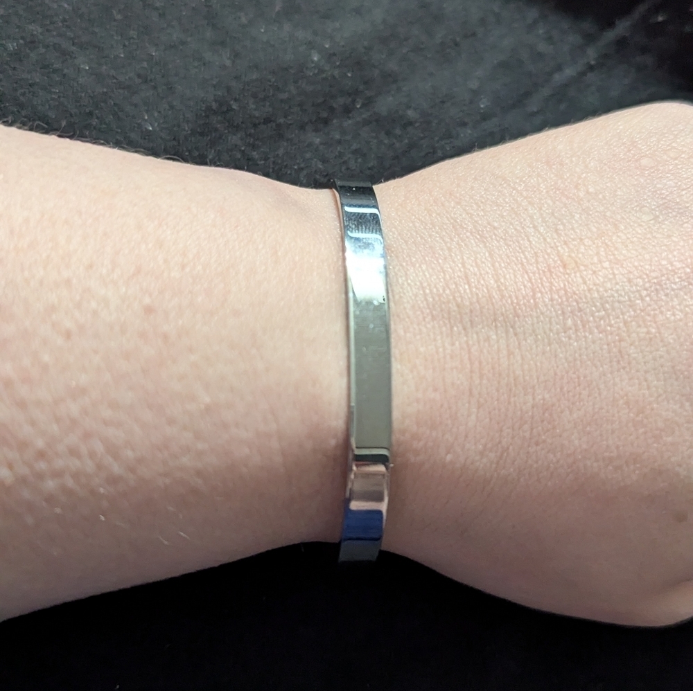 Silver Tone Faith Over Fear Arrow Thin Cuff Bangle Statement Bracelet